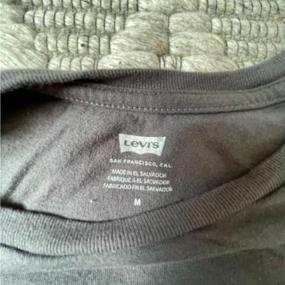 Levi’s t-shirt - Picture 4 of 5